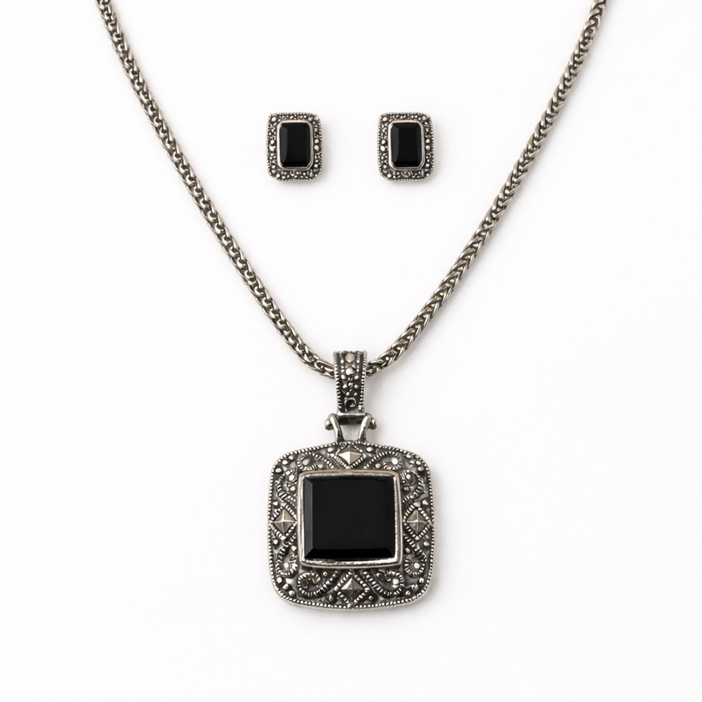 Vintage 925 Sterling Silver Black Onyx Marcasite Necklace & Earrings Set Art Dec